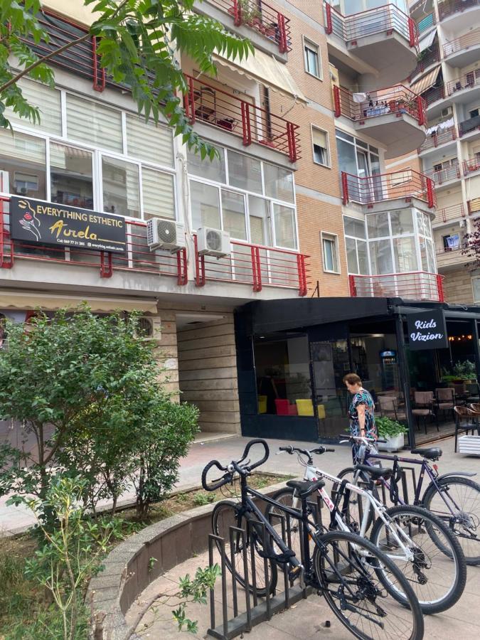 Newly Renovated One Bedroom Apartment In Tirana Esterno foto